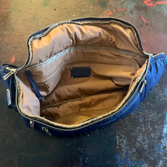 Caraa Large Sling in Navy - Picture 3 of 3